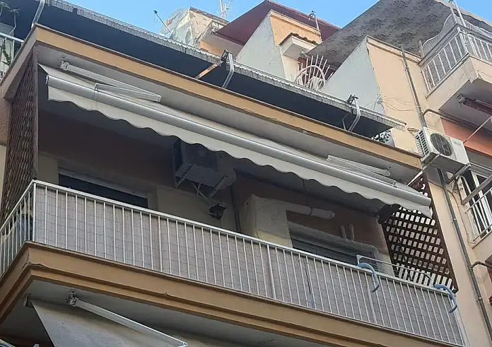 Θεσσαλονίκη: Σκότωσε την αδελφή του λίγες ώρες μετά το εξιτήριό της – Το σημείωμα που είχε αφήσει στους γείτονες