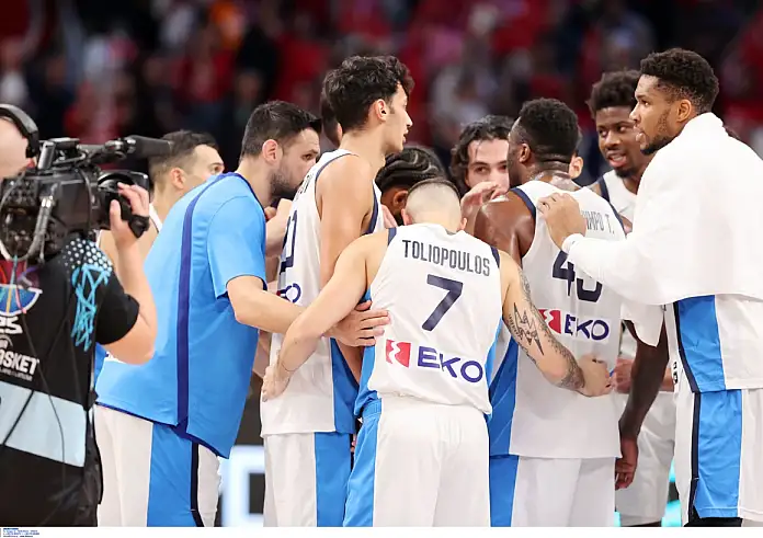 Συγκλονιστικός ο δακρυσμένος Γιάννης Αντετοκούνμπο για το χάλκινο στο Ευρωμπάσκετ: «Είναι το μεγαλύτερο επίτευγμα μου»