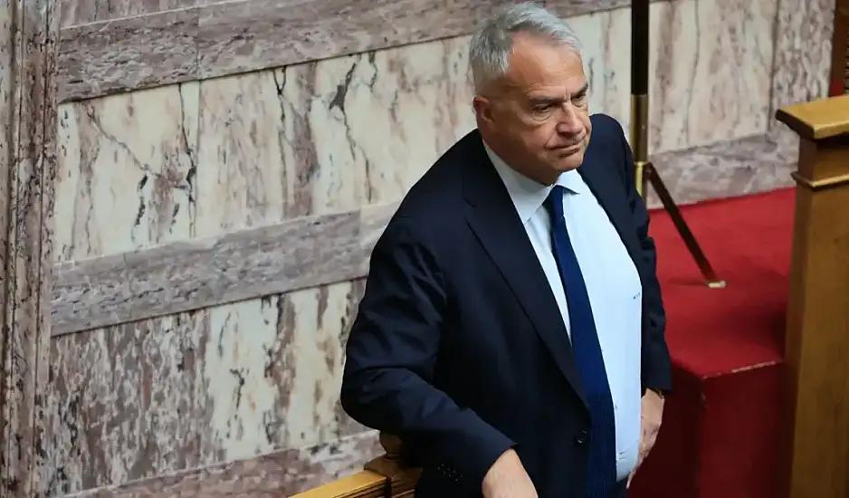 Επίθεση απο κουκουλοφόρους δέχθηκε ο Μάκης Βορίδης στο Ηράκλειο της Κρήτης