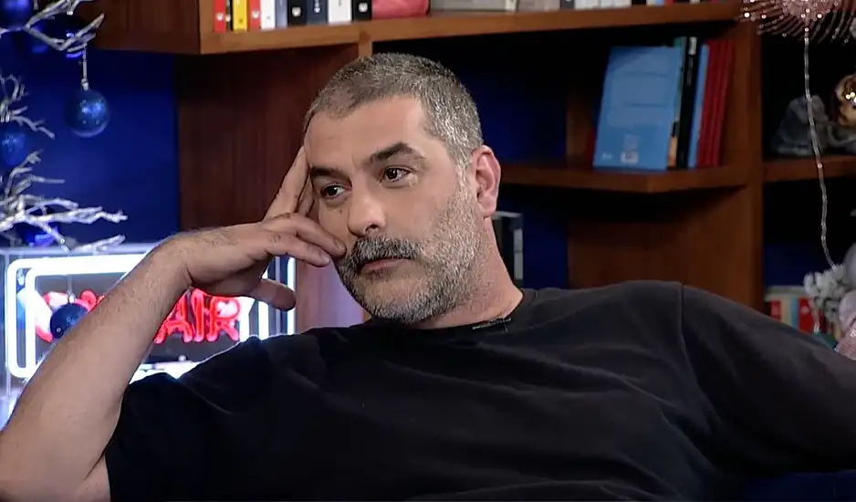 Βασίλης Μπισμπίκης: Δημόσια τοποθέτηση μετά το τροχαίο στη Φιλοθέη – Επισκέφθηκε τον Πάνο Ρούτσι στο Σύνταγμα