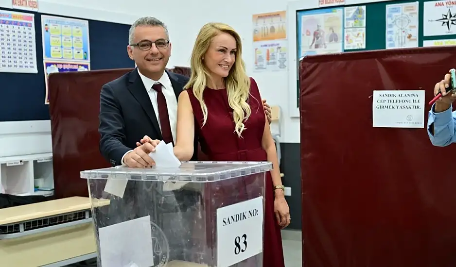 Τα θολά σημεία της εκλογικής ανατροπής στα Κατεχόμενα