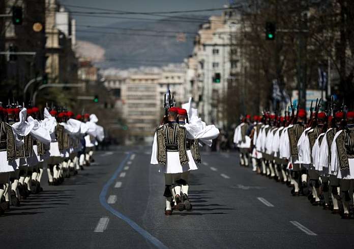 25η Μαρτίου: Ποιοι δρόμοι θα είναι κλειστοί στην Αθήνα για τη στρατιωτική παρέλαση της Δευτέρας