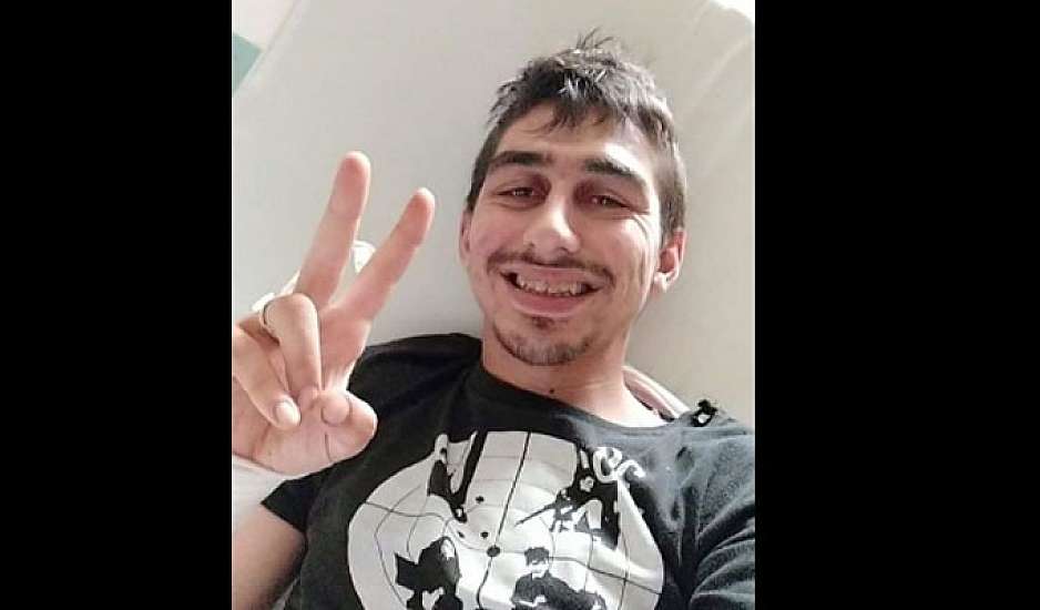 Πέθανε ο 27χρονος Βασίλης Μάγγος που ξυλοκοπήθηκε άγρια από αστυνομικούς πριν ένα μήνα