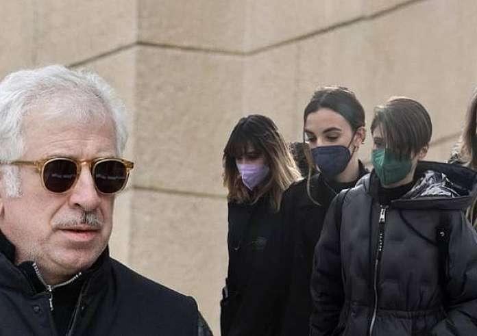Πέτρος Φιλιππίδης: Μουδιασμένες οι καταγγέλουσες μετά την αποφυλάκιση του ηθοποιού