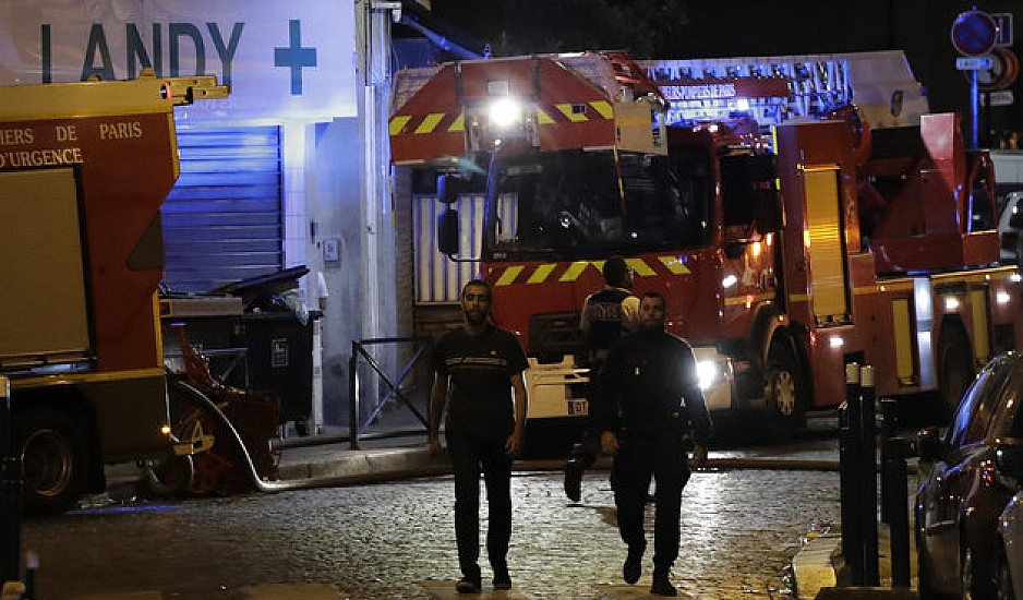 Φωτιά σε κτίριο στα περίχωρα του Παρισιού, με τουλάχιστον 19 τραυματίες
