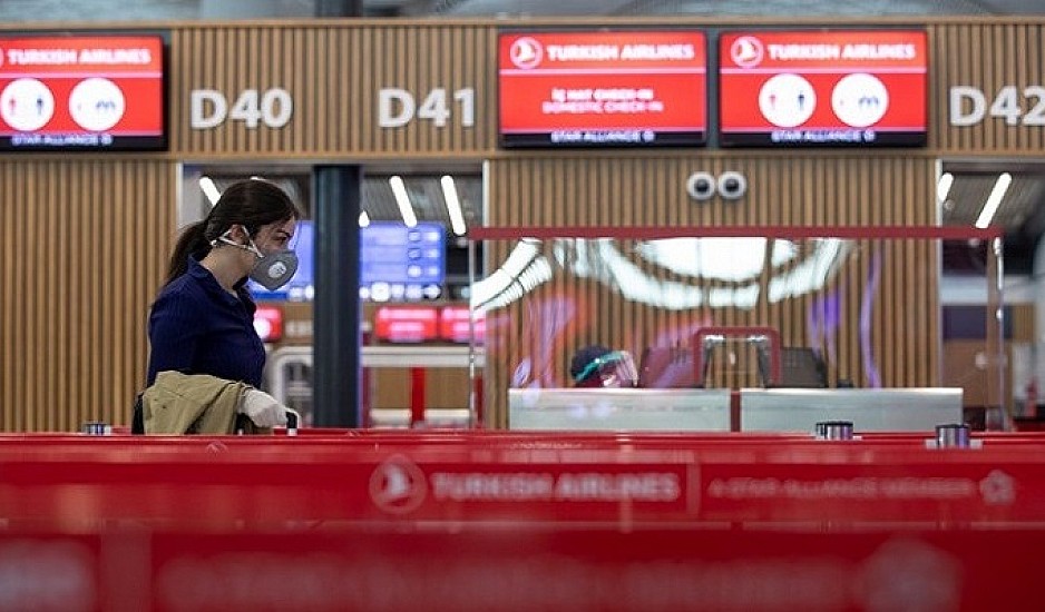 Κλειστό παραμένει το διεθνές αεροδρόμιο της Κωνσταντινούπολης εξαιτίας της σφοδρής χιονόπτωσης