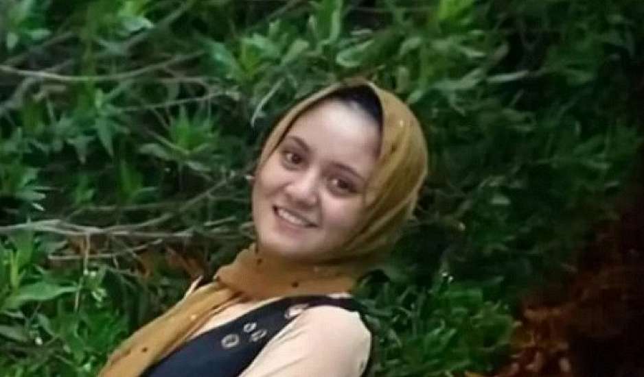 Αίγυπτος: Αυτοκτόνησε έφηβη επειδή την εκβίαζαν με πλαστές φωτογραφίες
