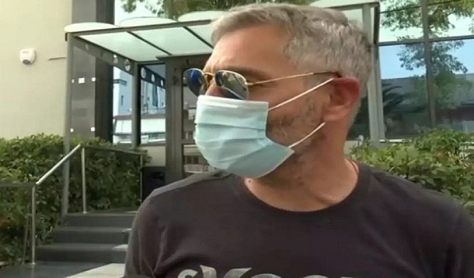 Θοδωρής Αθερίδης: Δέχθηκε χυδαία επίθεση επειδή μίλησε υπέρ της μάσκας