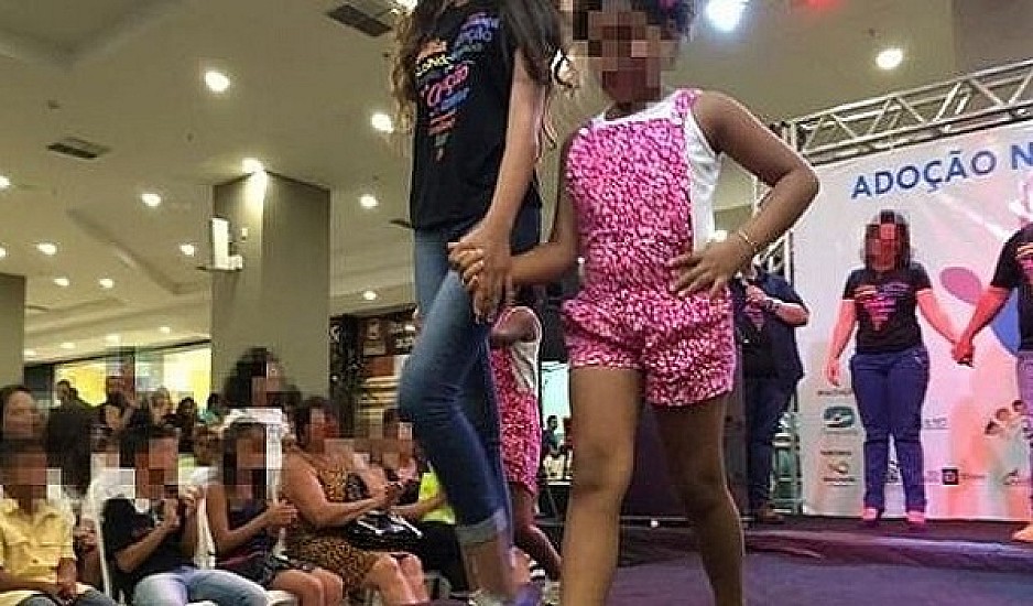 Σάλος στη Βραζιλία: Έβαλαν ορφανά παιδιά να κάνουν "πασαρέλα" για να υιοθετηθούν