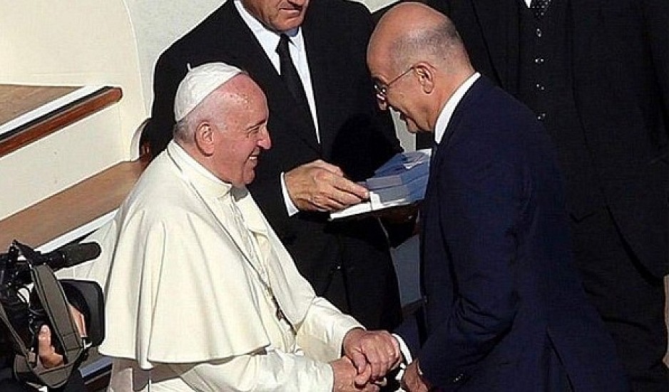 Στο Βατικανό ο Νίκος Δένδιας - Η συνάντηση με τον Πάπα Φραγκίσκο
