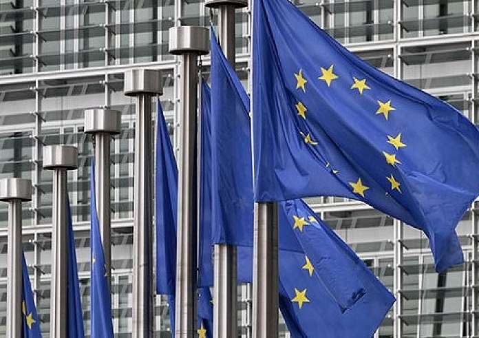 ΕΕ: Ποινές προτείνονται στα κράτη μέλη που παραβιάζουν τις κυρώσεις στη Ρωσία