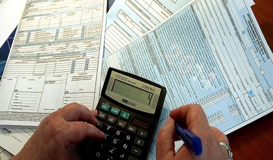 Φορολογία: Οι 22 αλλαγές από την 1η Ιανουαρίου 2024 - Ποιους αφορούν - Τι θα γίνει με τα Airbnb