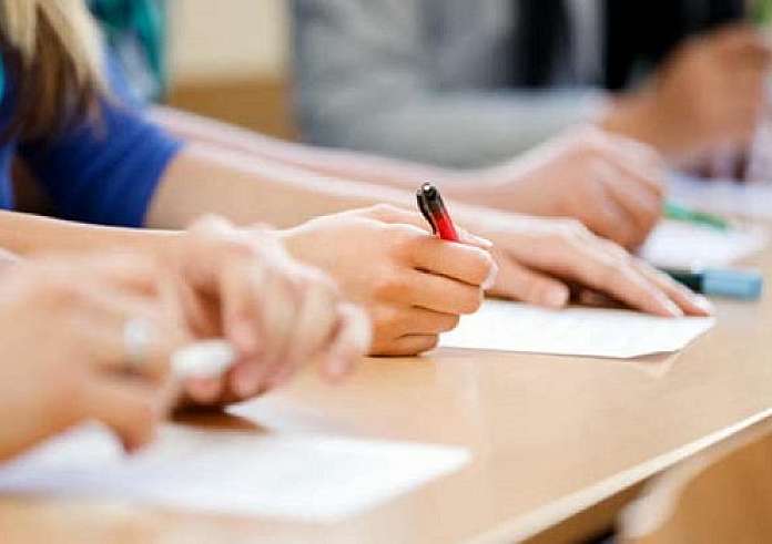Πότε κλείνουν τα σχολεία για καλοκαίρι 2025: Οι ημερομηνίες