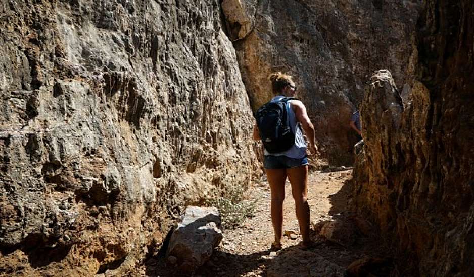 Τον είδα να πέφτει - Τι κατέθεσε η 23χρονη για τον θάνατο του 25χρονου στου Φιλοπάππου