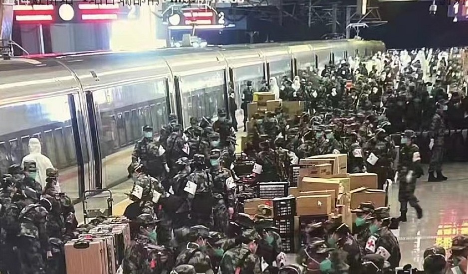 Απόγνωση για το νέο lockdown στη Σανγκάη: Κάτοικοι ουρλιάζουν από τα παράθυρα