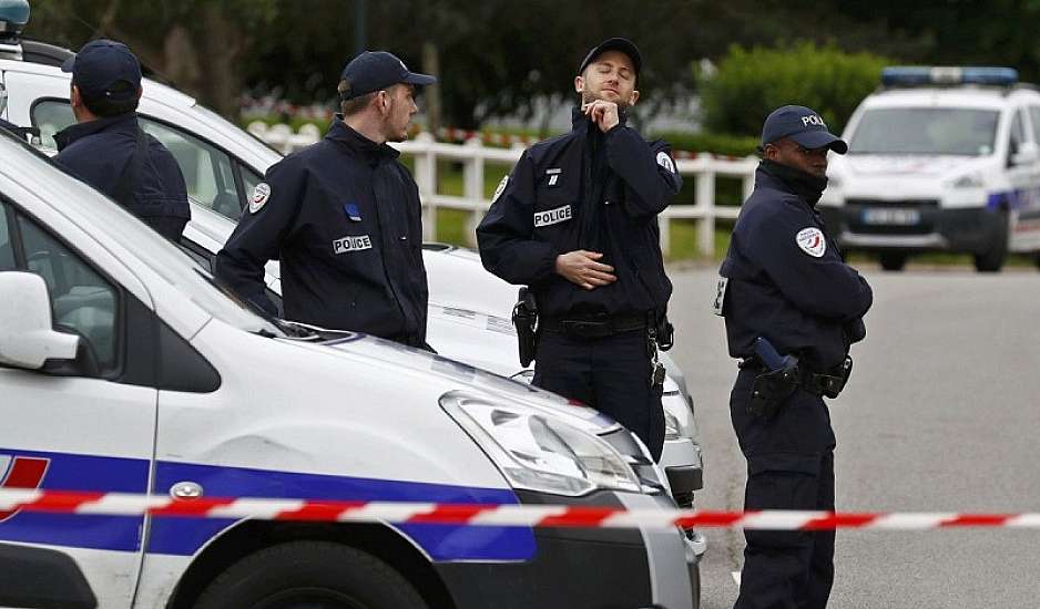 Βρυξέλλες: Νέος γύρος επεισοδίων έξω από την έδρα της ΕΕ – Συγκρούσεις αγροτών με την αστυνομία
