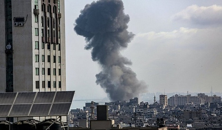 Γάζα: Φύγετε, θα βομβαρδίσουμε - Η τακτική roof knocking που χρησιμοποιεί ο ισραηλινός στρατός