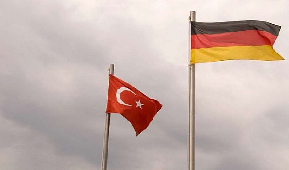 Η Γερμανία καλεί την Τουρκία να σταματήσει την επίθεση στη Συρία