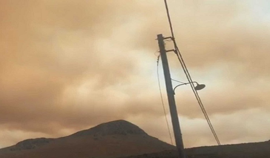 Μεγάλη φωτιά στη Μάνη - Εκκενώνονται προληπτικά οικισμοί