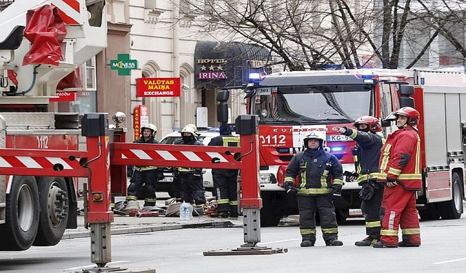 Λετονία: Οκτώ νεκροί και εννέα τραυματίες από πυρκαγιά σε παράνομο τουριστικό ξενώνα στη Ρίγα