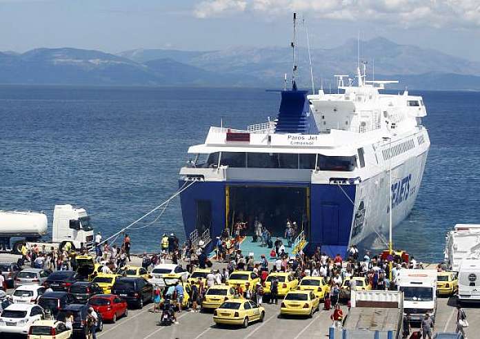 Παζάρι κυβέρνησης - ακτοπλόων για τις τιμές των εισιτήριων