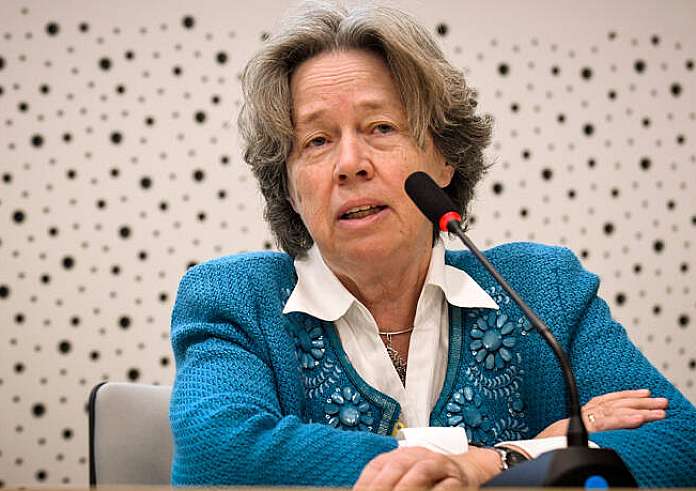 Αθηνά Λινού: Συγγνώμη που δημιουργήθηκε η αίσθηση ότι δεν σέβομαι τον ιδιώτη γιατρό