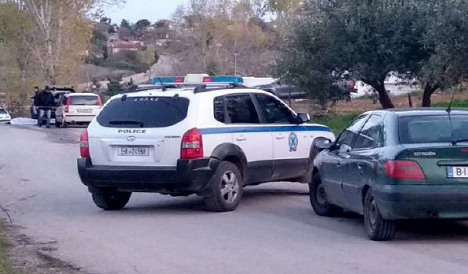 Μακελειό μεταξύ οικογενειών στη Θήβα: Νεκροί πατέρας και γιός, βαριά ο ανιψιός