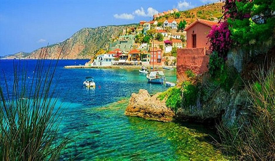 Telegraph: Τα καλά κρυμμένα μυστικά 20 ελληνικών νησιών
