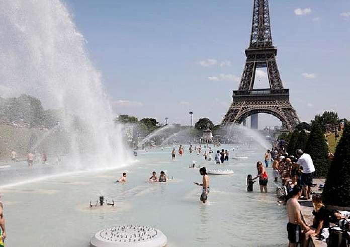 Καύσωνας σαρώνει την Ευρώπη – Πάνω από 40°C σε δημοφιλείς τουριστικούς προορισμούς