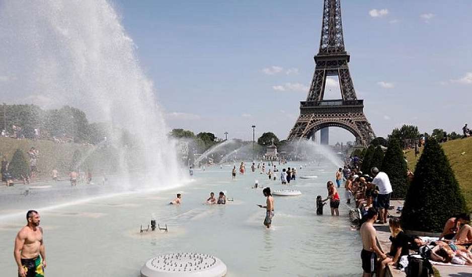 Καύσωνας σαρώνει την Ευρώπη – Πάνω από 40°C σε δημοφιλείς τουριστικούς προορισμούς