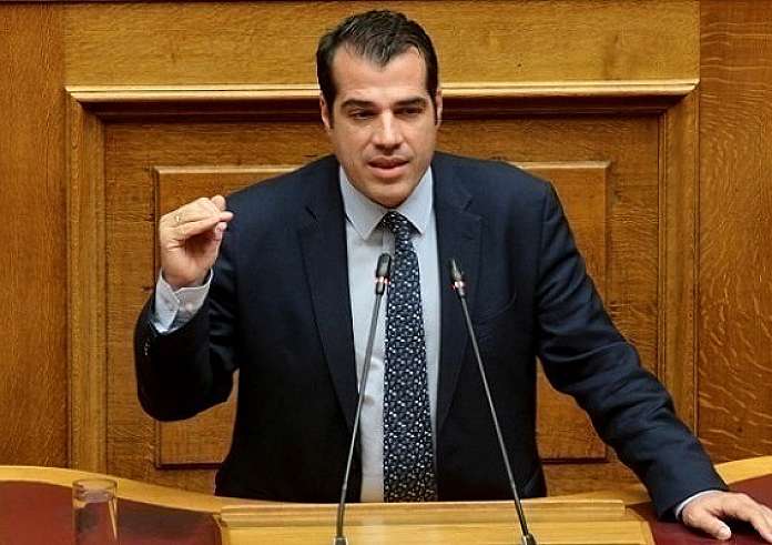 Χειροκροτάτε τον άνθρωπο που με αποκαλεί Minister Death: Πλεύρης για δηλώσεις Πολάκη