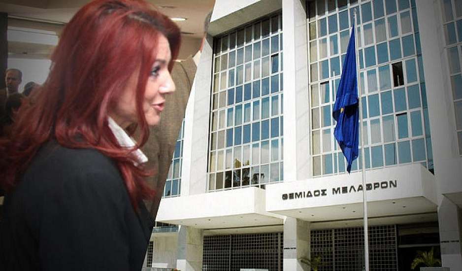 Παρεμβάσεις στο έργο της καταγγέλλει η εισαγγελέας Ελένη Ράικου