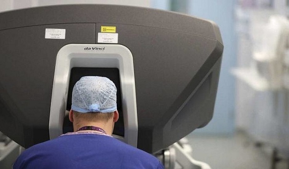Ασθενής πέθανε επειδή ο χειρουργός δεν είχε εκπαιδευτεί κατάλληλα στη χρήση ρομπότ