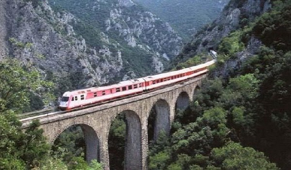 Αλλάζουν οι ελληνικοί σιδηρόδρομοι: Θα επαναλειτουργήσει το δίκτυο της Πελοποννήσου;