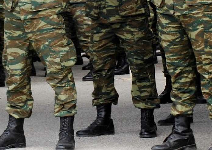 Λαμία: Θρήνος για τον ξαφνικό θάνατο του 42χρονου στρατιωτικού στη Σύμη