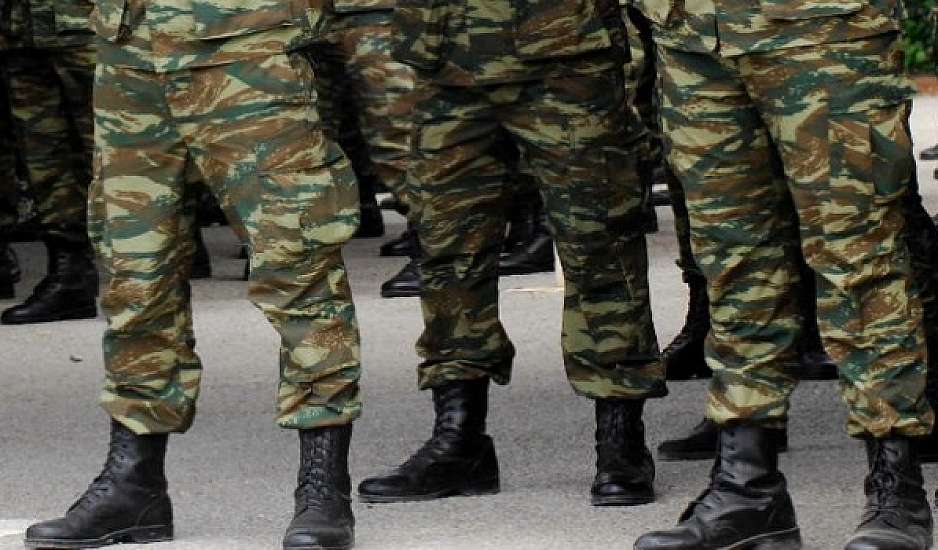 Λαμία: Θρήνος για τον ξαφνικό θάνατο του 42χρονου στρατιωτικού στη Σύμη