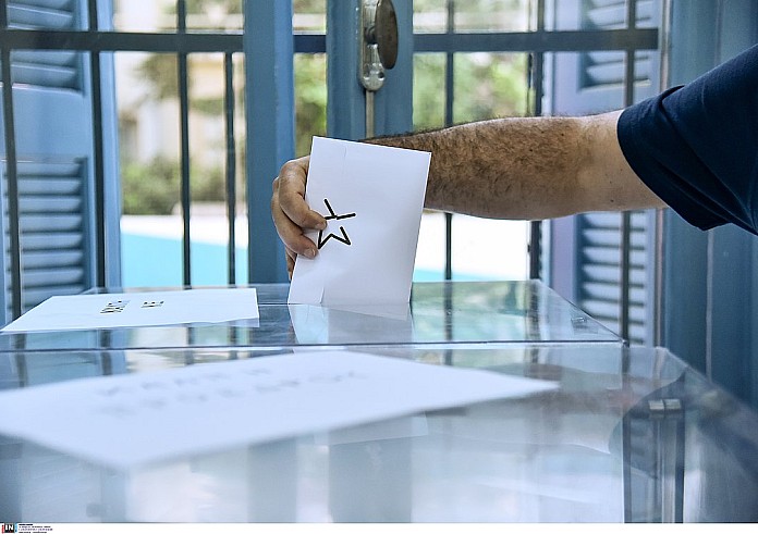 Εκλογές ΣΥΡΙΖΑ: Παράταση στην ψηφοφορία λόγω της μεγάλης συμμετοχής