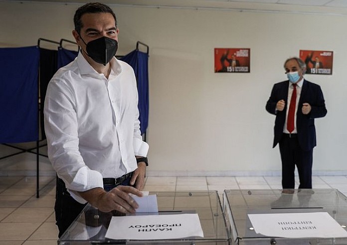 ΣΥΡΙΖΑ: Χαμόγελα για τον υπερδιπλασιασμό των μελών – Τι πέτυχε ο Τσίπρας