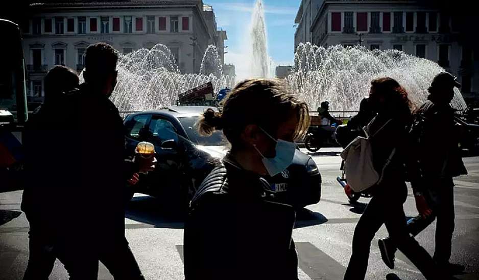 Κορονοϊός: Έκκληση από την Ματίνα Παγώνη μετά την εκτίναξη των κρουσμάτων – Επιβεβλημένη η χρήση μάσκας