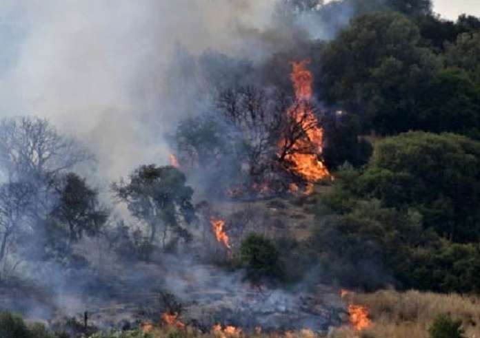 Συναγερμός για κίνδυνο φωτιάς το Σαββατοκύριακο και στην Αττική: Οι 13 κόκκινες περιοχές