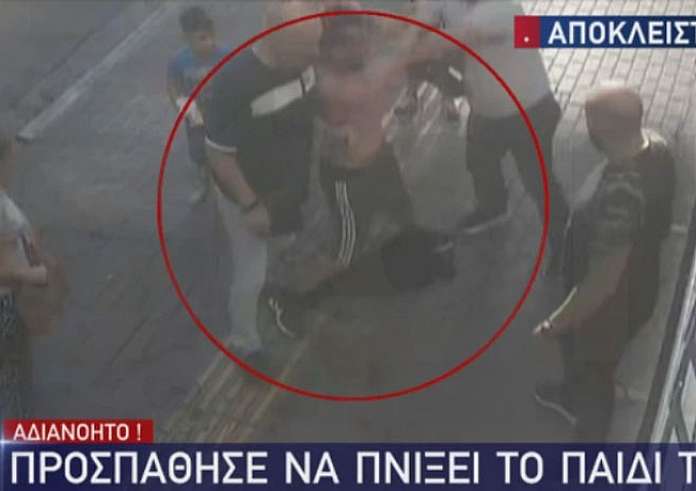 Ομόνοια: Νόμιζα ότι πνιγόταν και ήθελα να το σώσω, λέει ο πατέρας για το μωρό – Αφέθηκε ελεύθερος