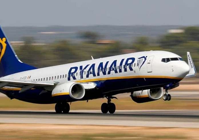 Ryanair: Τα πληρώματα καμπίνας προγραμματίζουν απεργιακές κινητοποιήσεις για 12 ημέρες μέσα στον Ιούλιο