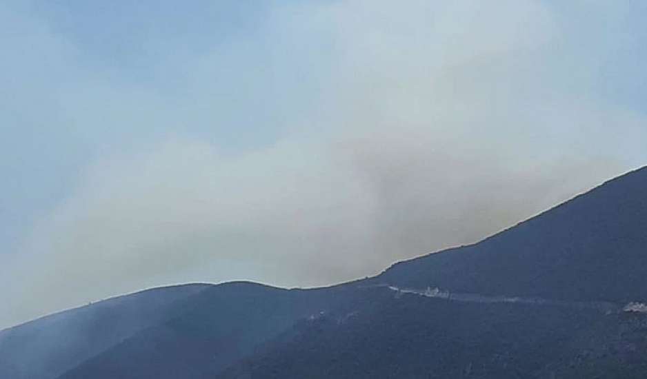Φωτιά ΤΩΡΑ στο Πόρτο Κατσίκι στη Λευκάδα