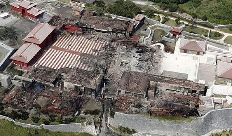 Ιαπωνία: Καταστράφηκε από πυρκαγιά το κάστρο του Σούρι