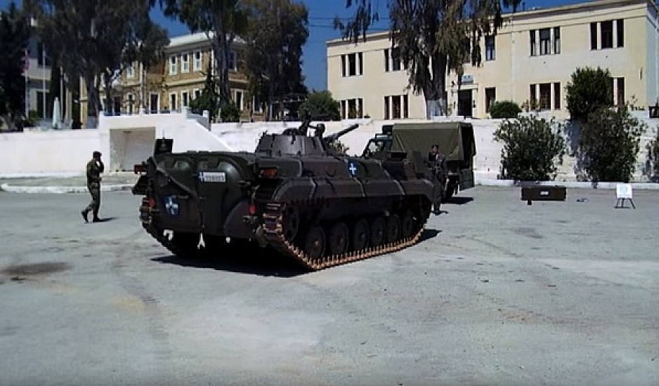 Η Ελλάδα χαρίζει στην Αίγυπτο 92 τεθωρακισμένα οχήματα μάχης