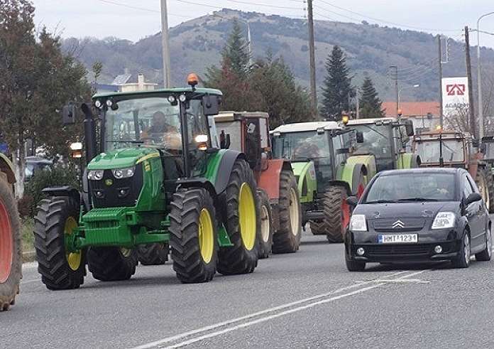 Αγρότες: Στο Μαξίμου για τη συνάντηση με τον Κυριάκο Μητσοτάκη