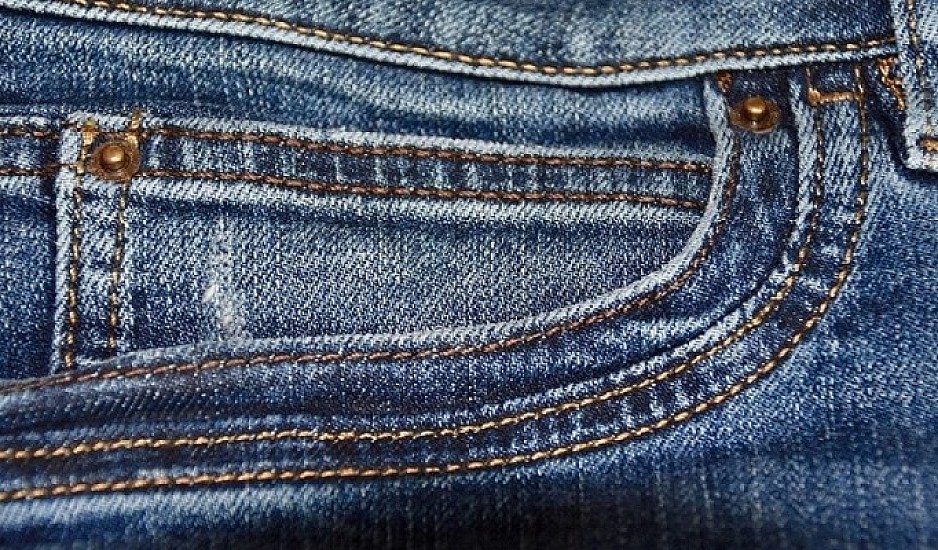 Τι είναι η μικρή τσέπη που υπάρχει στα τζιν παντελόνια