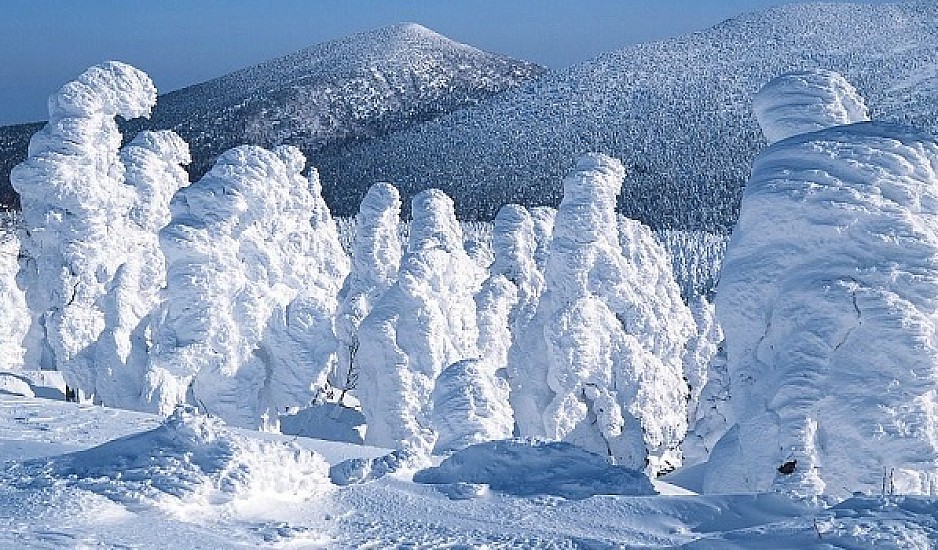 Τα "τέρατα του χιονιού" που εμφανίζονται κάθε χειμώνα στην Ιαπωνία