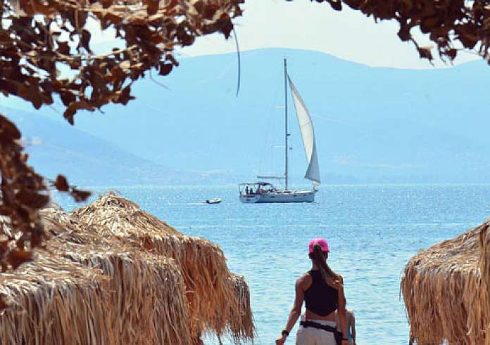 Διακοπές: 5 ελληνικά νησιά για ηρεμήσεις από τη βαβούρα