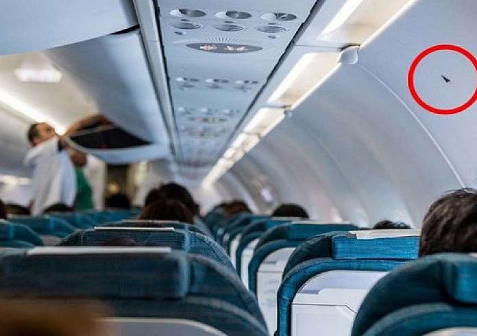Μαγιόρκα: Ματαιώθηκε πτήση και 18 επιβάτες τραυματίστηκαν εγκαταλείποντας σε τσουλήθρα